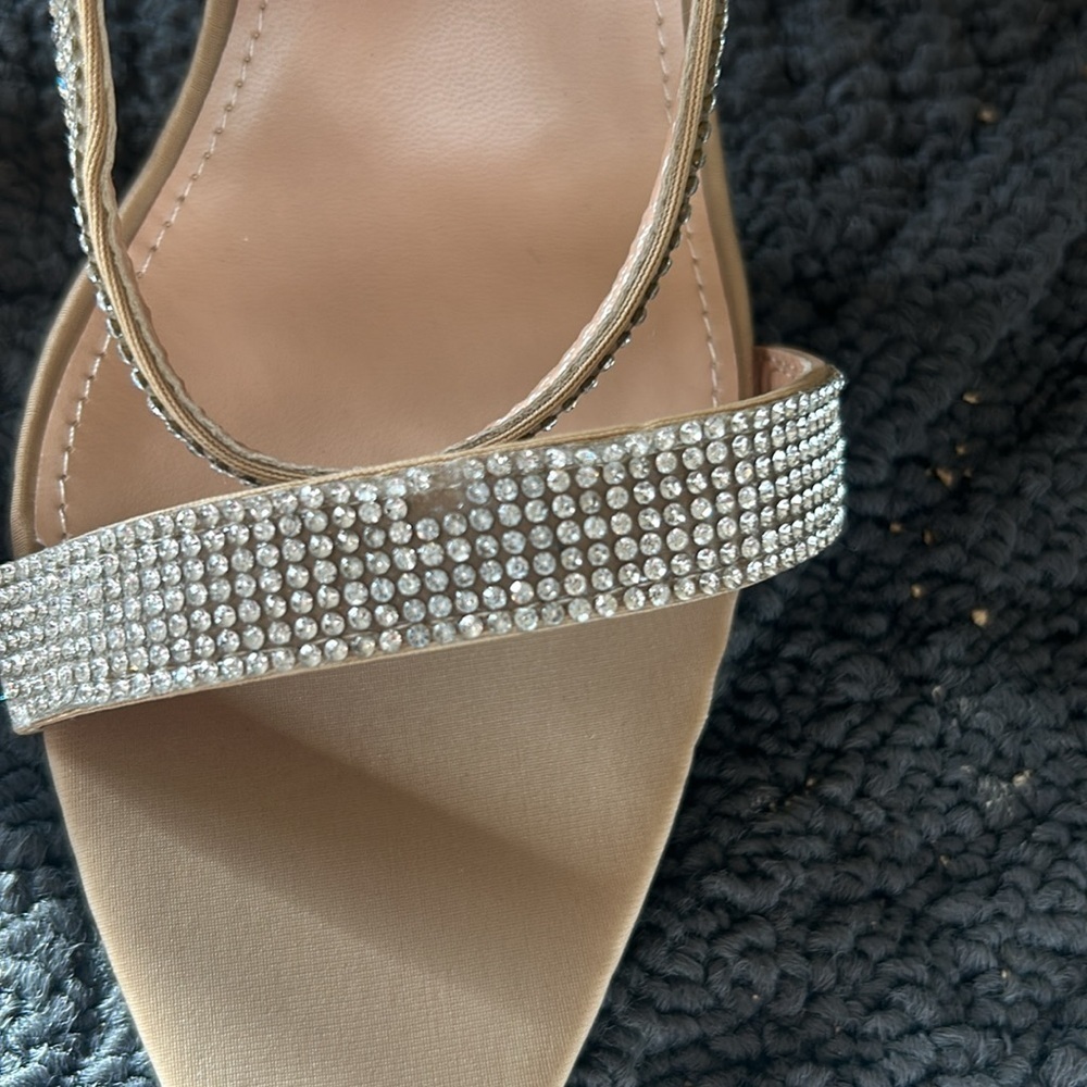 Women's Rhinestone Sandals - Nude - Picture 6 of 7